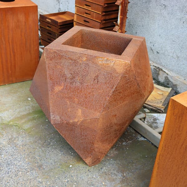 Privacy Shielding Outdoor Planter